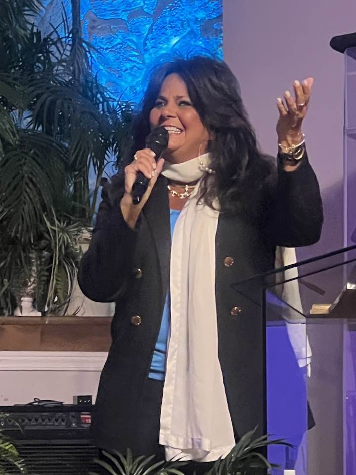 Jennifer preaching at LWCC